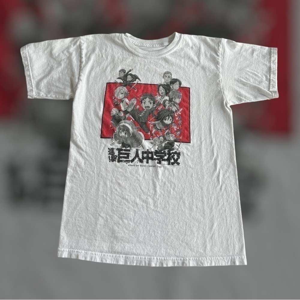 Attack On Titan red and white T shirt size S
